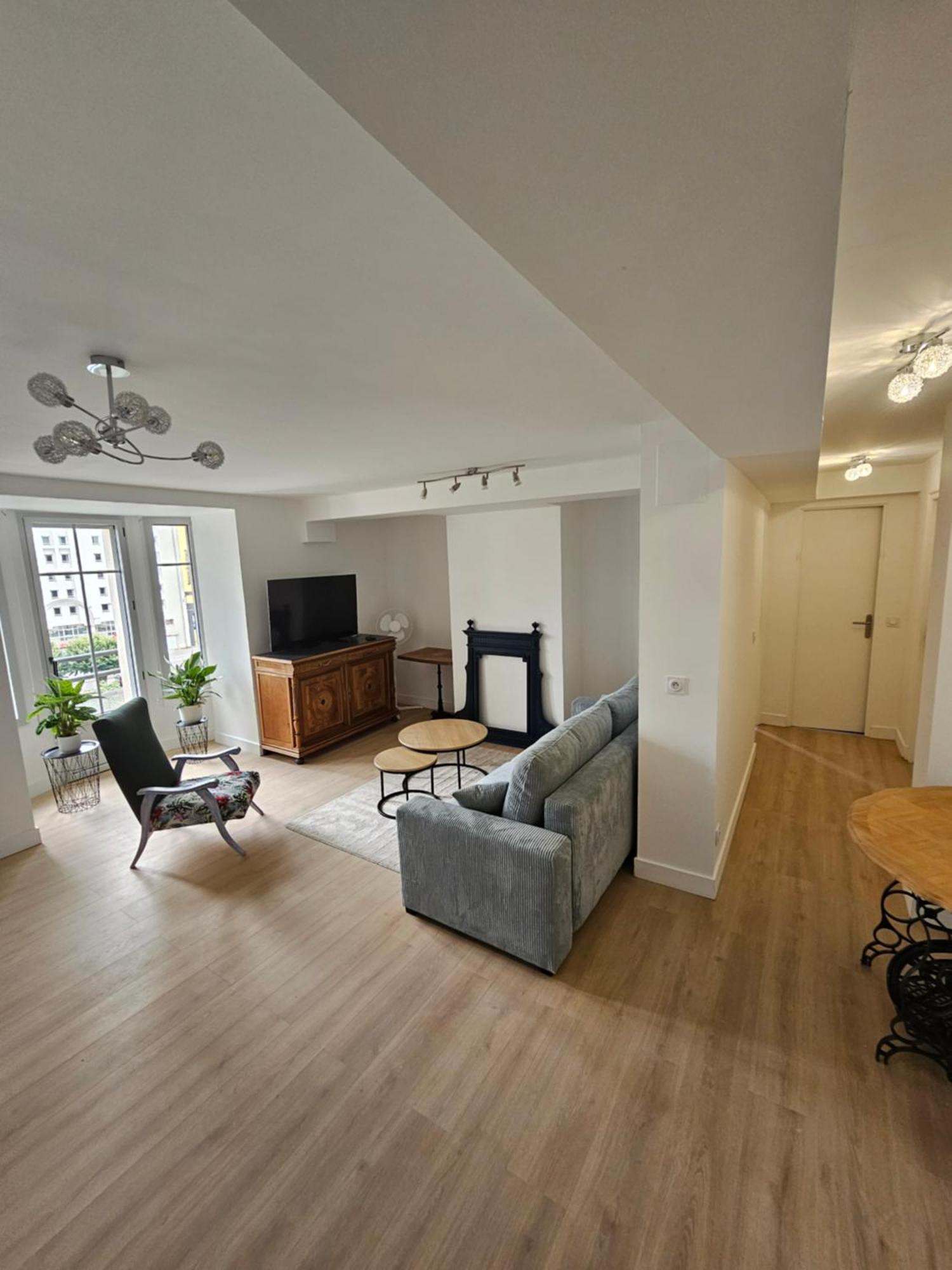 Le Chaleureux Lourdes Hyper Centre Apartment Luaran gambar