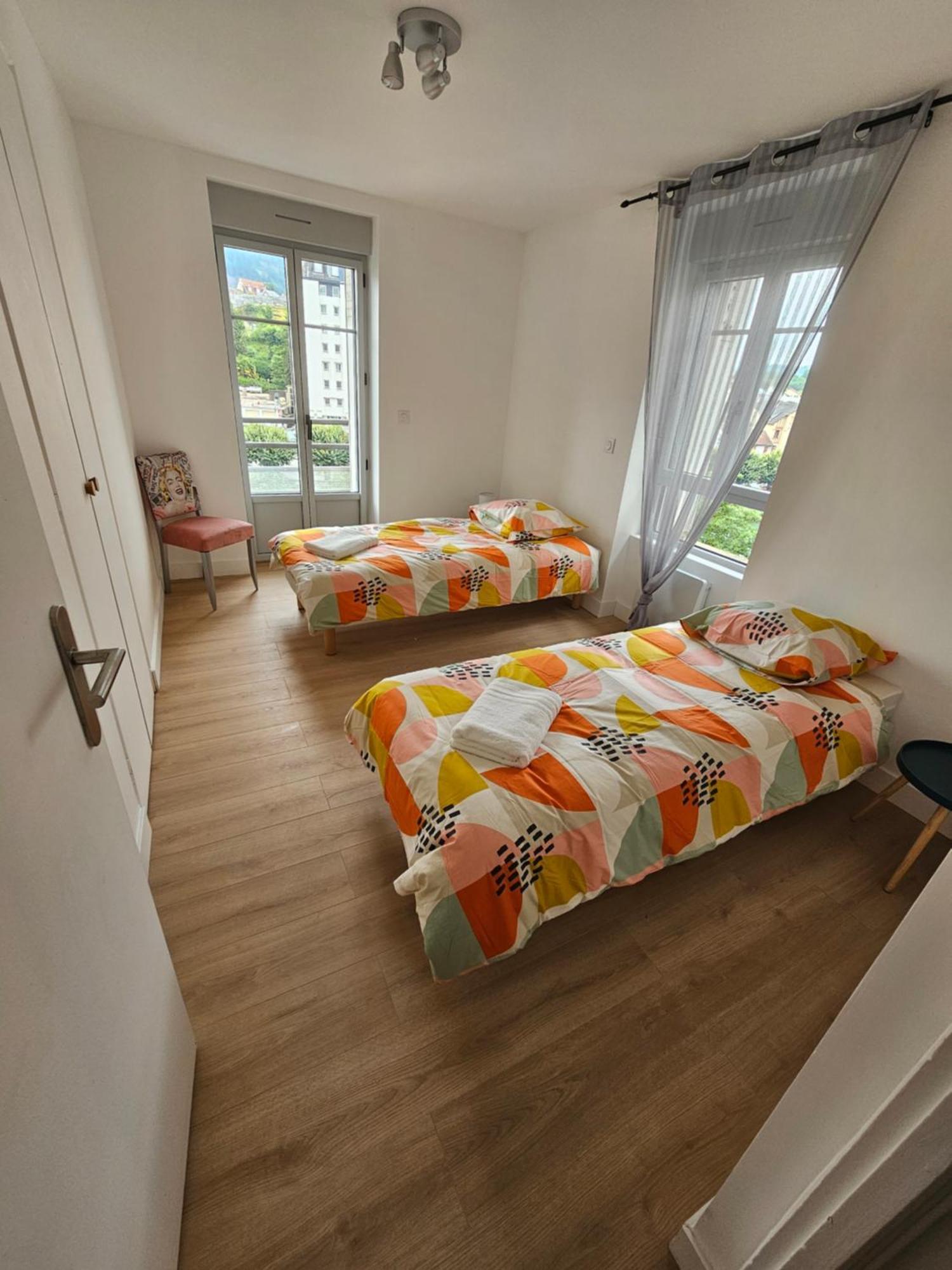Le Chaleureux Lourdes Hyper Centre Apartment Luaran gambar