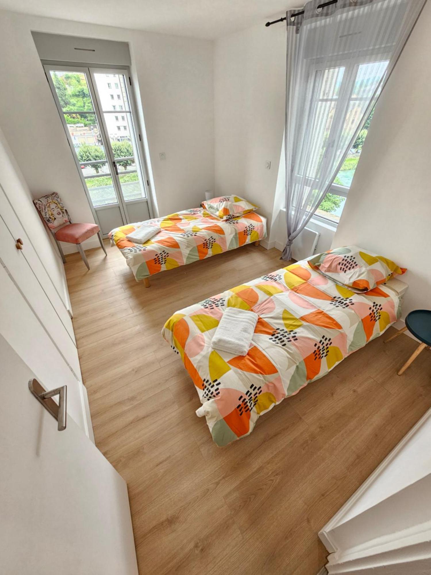 Le Chaleureux Lourdes Hyper Centre Apartment Luaran gambar