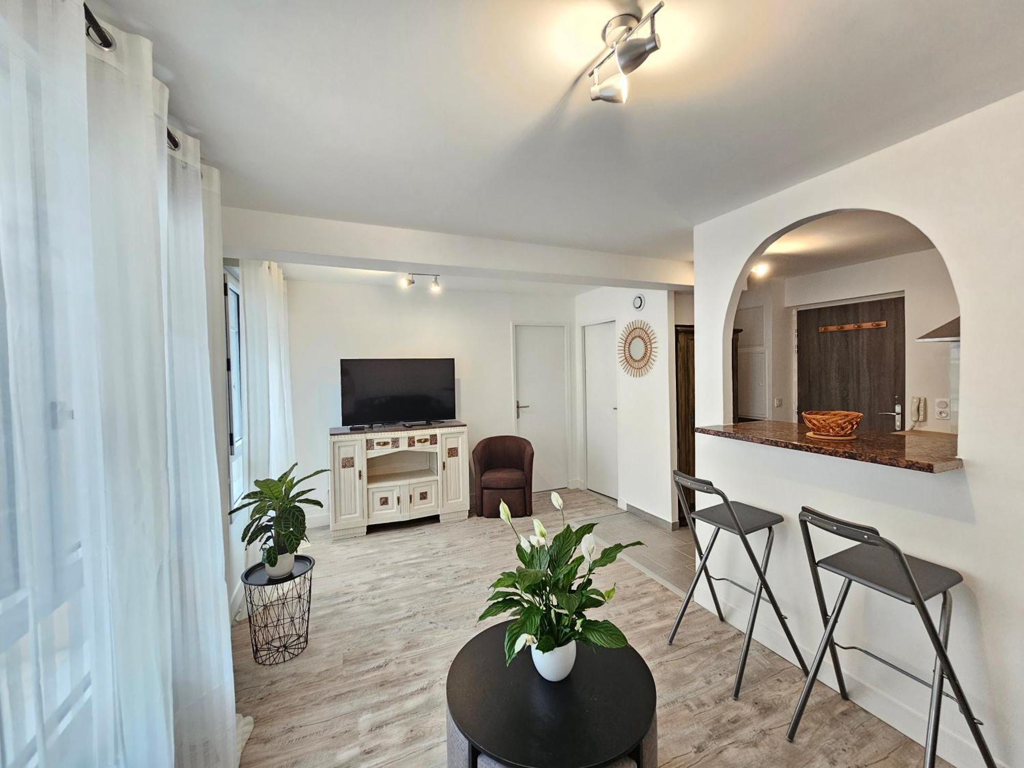 Le Chaleureux Lourdes Hyper Centre Apartment Luaran gambar